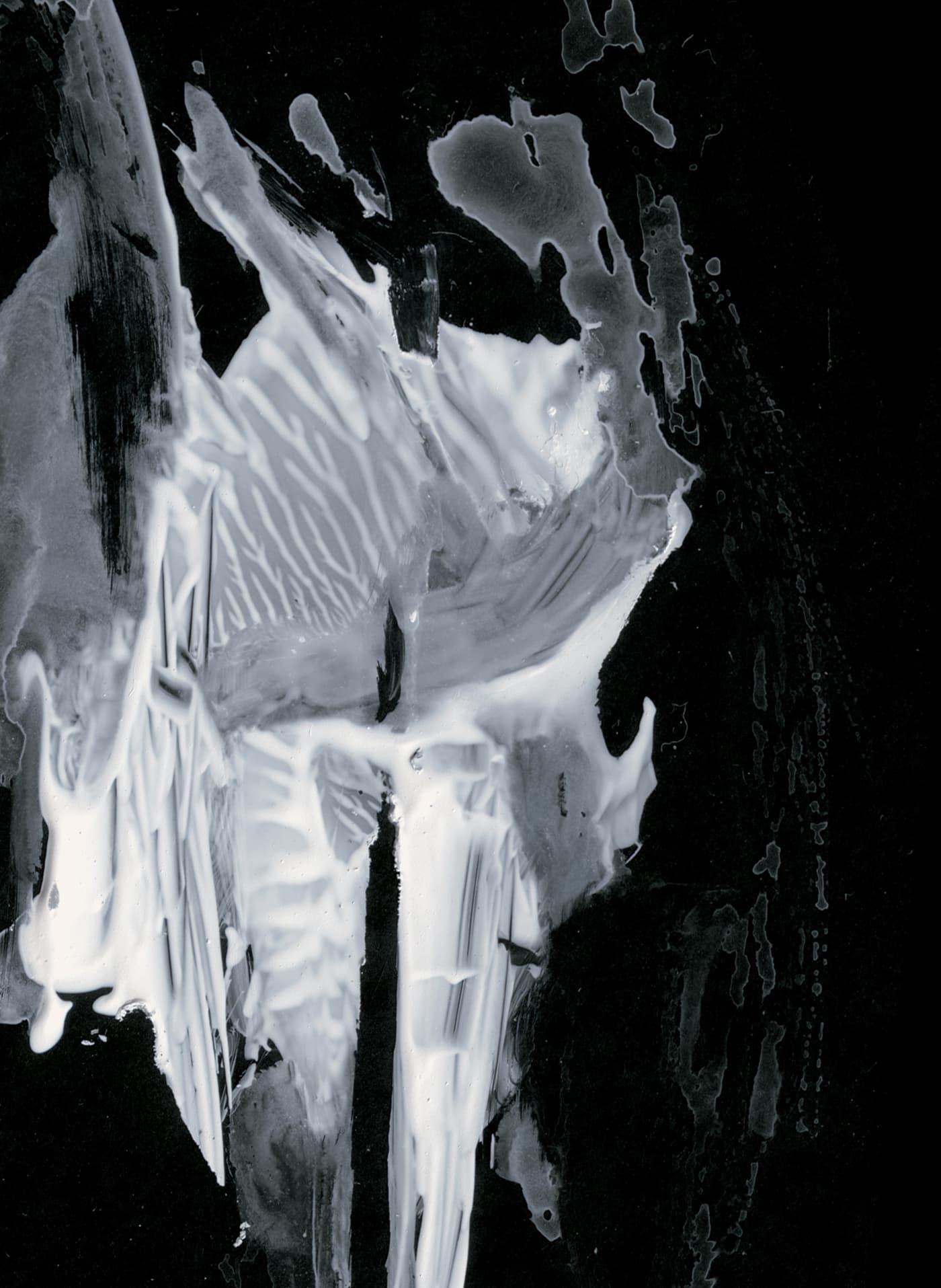 White ink and grey wash texture on a black background from the 4FRNT Hoji W artwork.